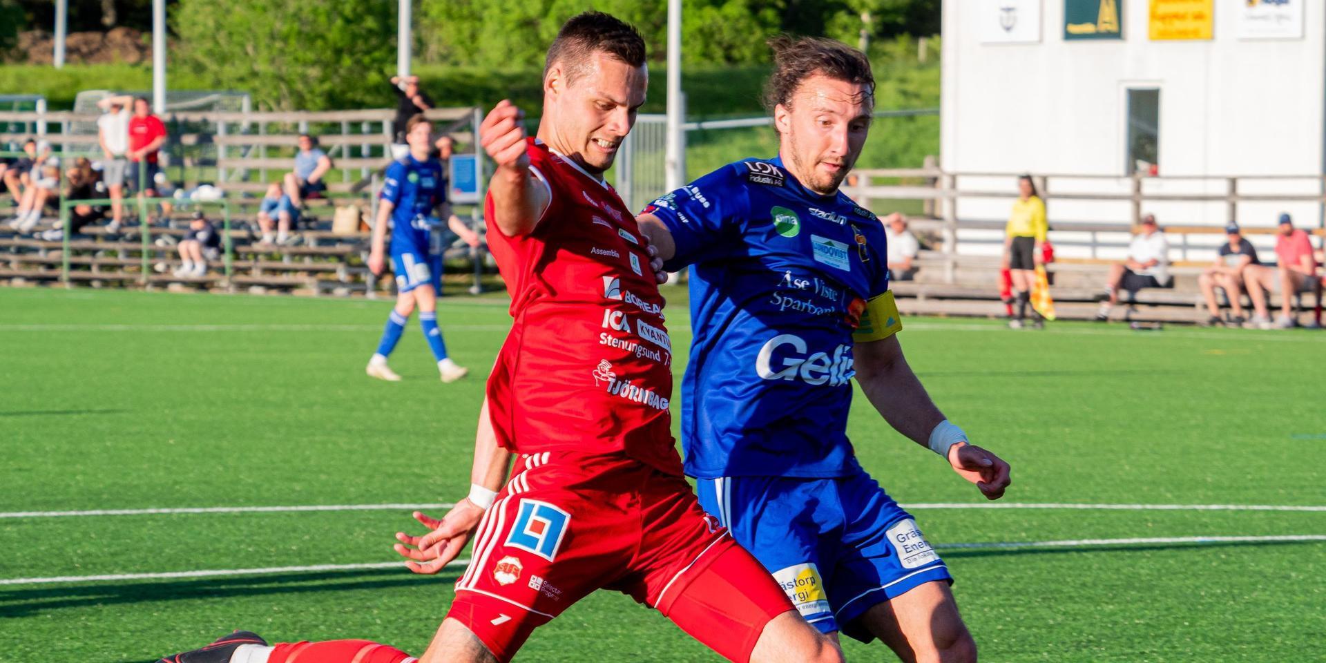 Stenungsunds anfallare Gustav Kjellström gjorde sitt sjunde mål för säsongen när han satte 1–0 i den 17:e minuten för Sif i lördagens hemmamatch mot Yxhult. Han gjorde ett mål till, sitt åttonde, men det hjälpte föga när Sif torskade med 2–3.